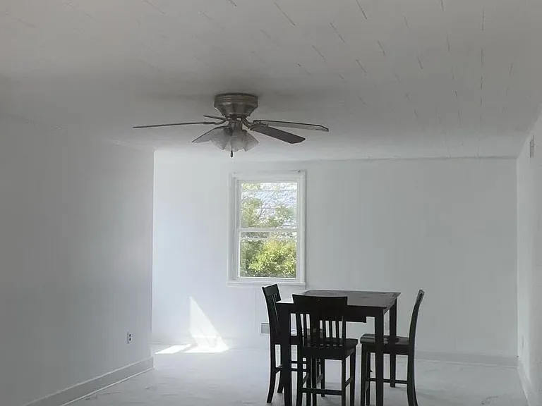 503 Maryland Ave #2 — Photo 2