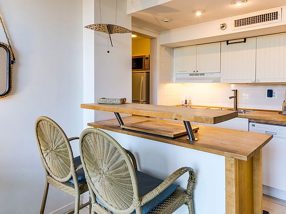 5th image of 236 Edgemere St #118