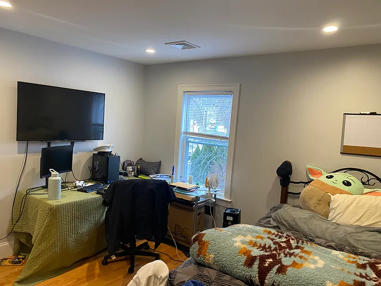 18 Bothwell Rd #1 — Photo 11
