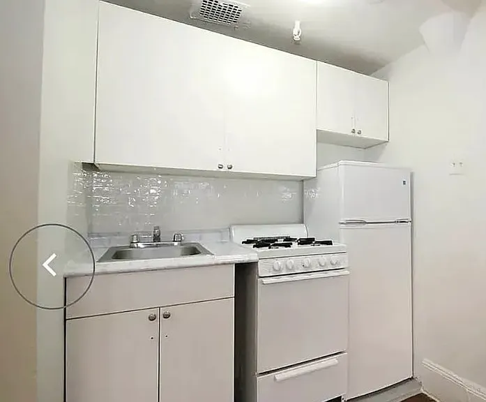 313 W 55th St #4R — Photo 6