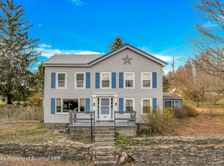 245 Creamery Rd, Jermyn, PA 18433