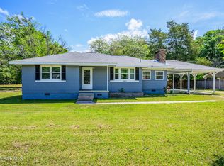 6611 State Highway 306 S, Grantsboro, NC 28529
