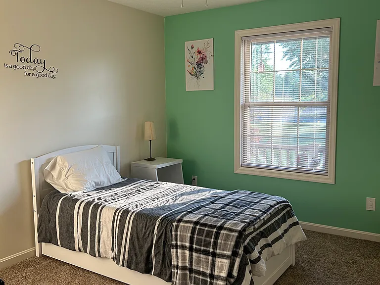 55 S Oberlin Rd — Photo 4