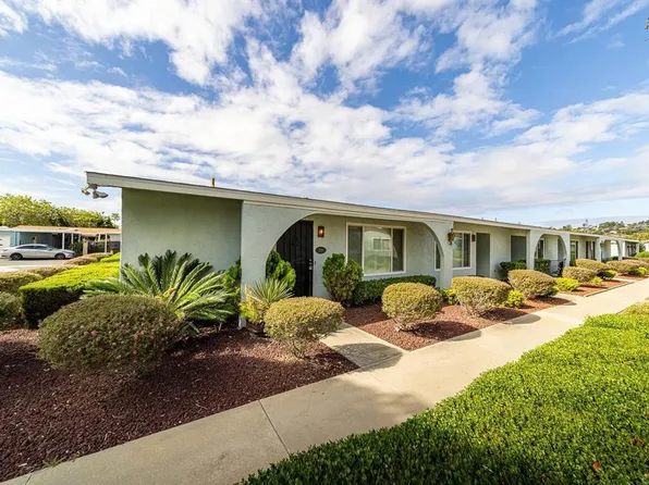 3598 Pear Blossom Dr, Oceanside, CA 92057