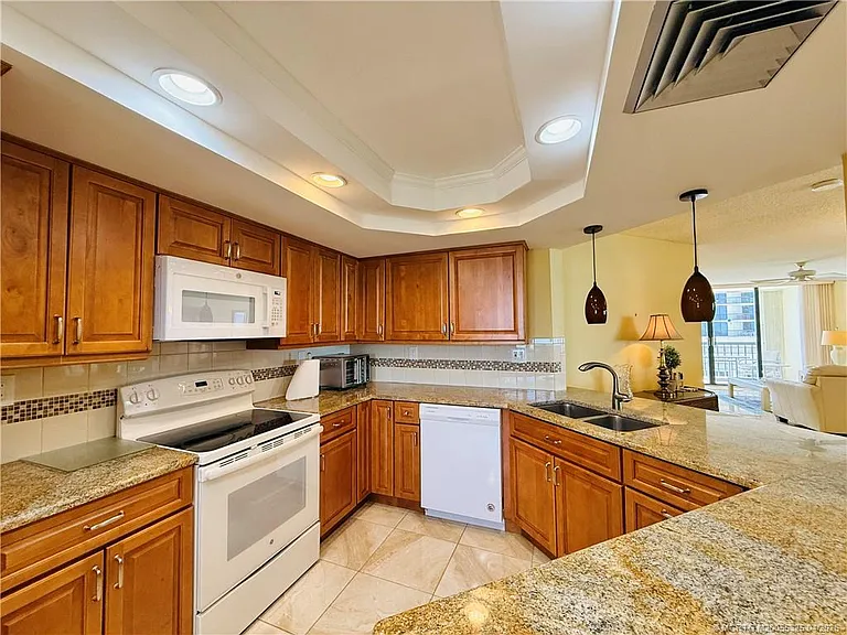 9500 S Ocean Dr #1308 — Photo 9