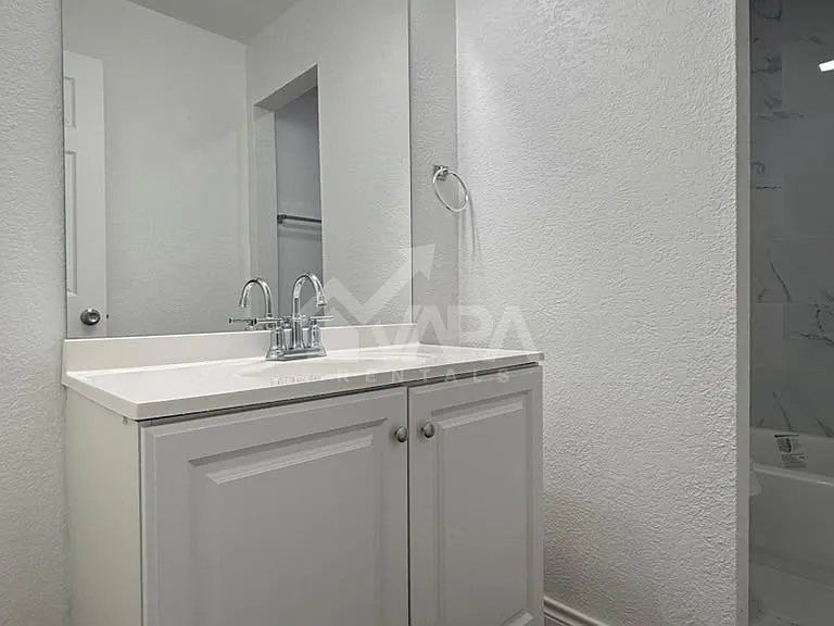 209 High Oak — Photo 13