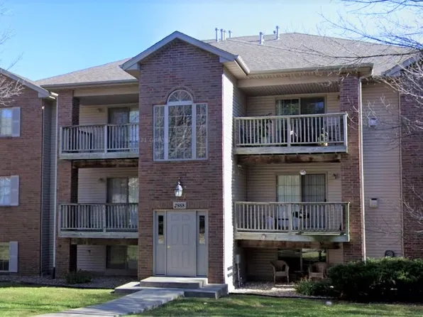 2868 Coral Ct, Coralville, IA