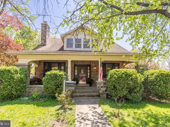 260 W Evergreen St, West Grove, PA 19390