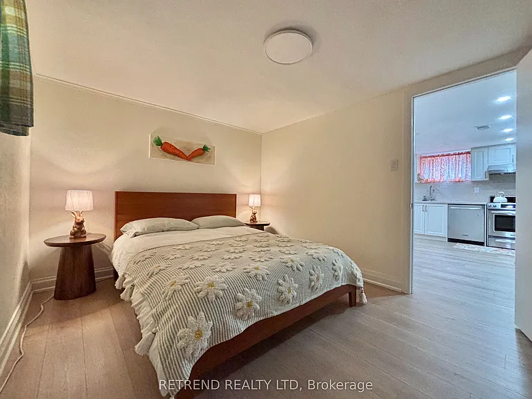 260 Ranee Ave #LOWER — Photo 8