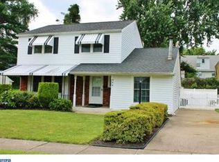 308 Peach Rd, Bellmawr, NJ 08031