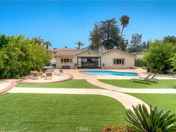 5345 Topeka Dr, Tarzana, CA 91356