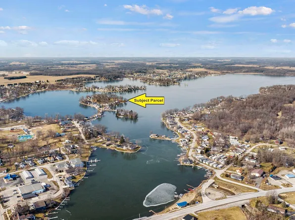 210 E 800th Ln S, Hamilton, IN 46742