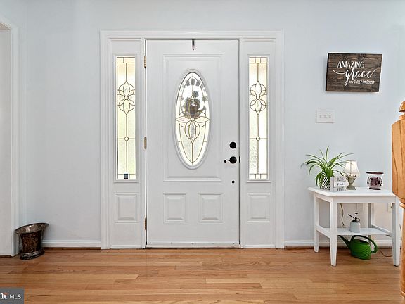 4th image of 15793 Beacon Hill Pl