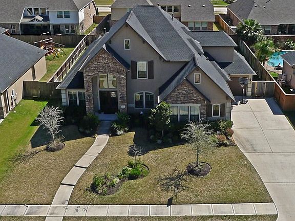 3rd image of 521 Northview Dr