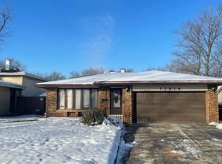 17914 Rose Ave, Lansing, IL 60438