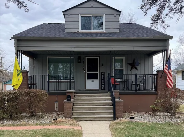 29154 Van Riper St, Flat Rock, MI 48134