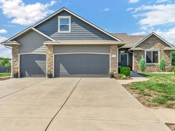 1113 N Beau Jardin St, Derby, KS 67037