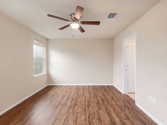 5th image of 2018 Langdale Ln