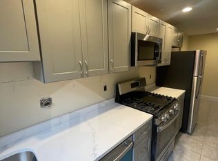 12 Linnaean St #5, Cambridge, MA 02138