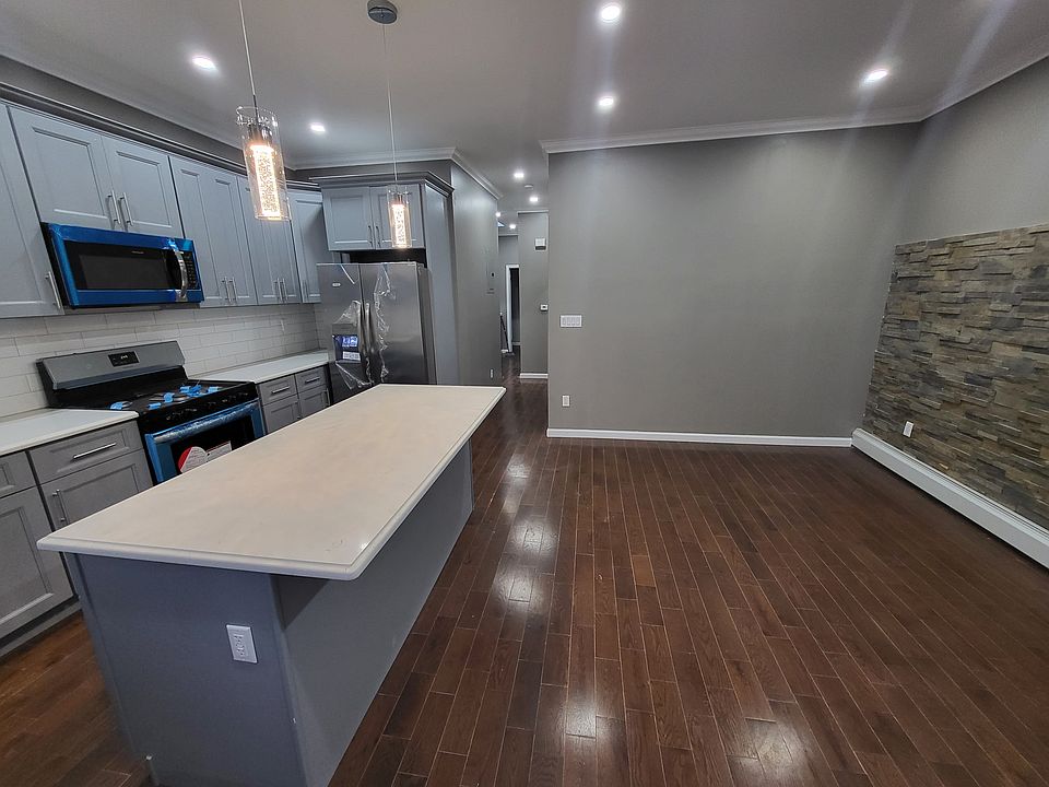 Living Room & Kitchen Area with Island