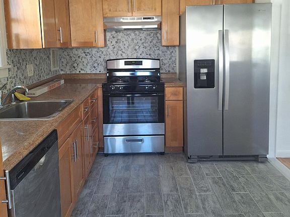 2nd image of 792 Katan Ave Floor 1