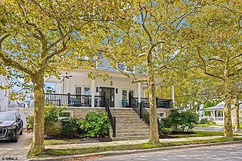 26 N Richards Ave #FULL SUMMER Photo 1