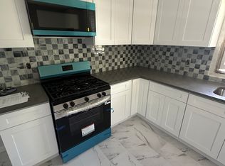 72 Portland Pl #1, Yonkers, NY 10703