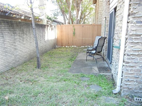 2nd image of 839 Dublin Dr Building E