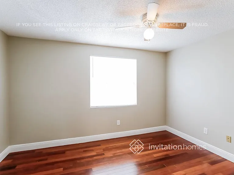 11784 NW 1st St — Photo 12