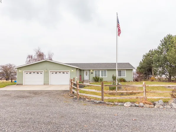 28599 Southshore Dr, Umatilla, OR 97882