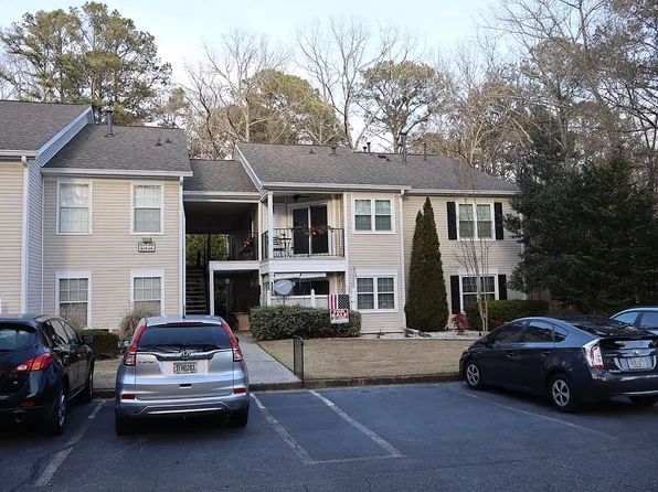 818 Ridgefield Dr, Peachtree City, GA 30269