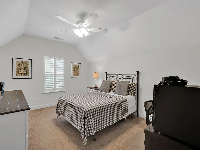7526 Fairway Villa Cir — Photo 11