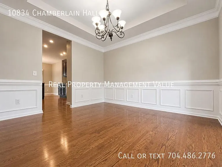 10834 Chamberlain Hall Ct — Photo 4