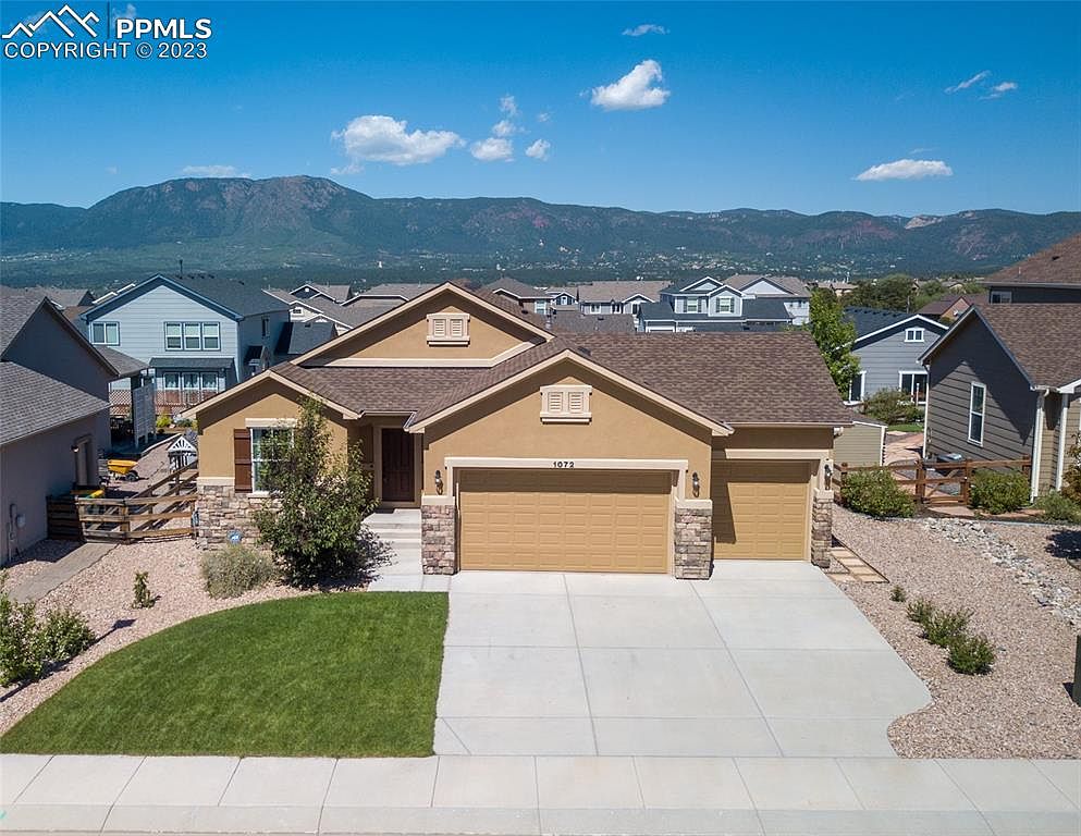 1072 Night Blue Cir, Monument, CO 80132 MLS 4175712 Zillow