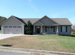 4425 Old Colony Ln, Morristown, TN 37814