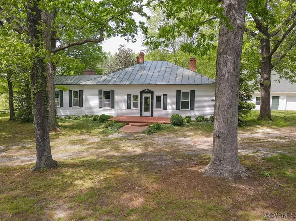 7704 Quail Hollow Rd, Mc Kenney, VA 23872