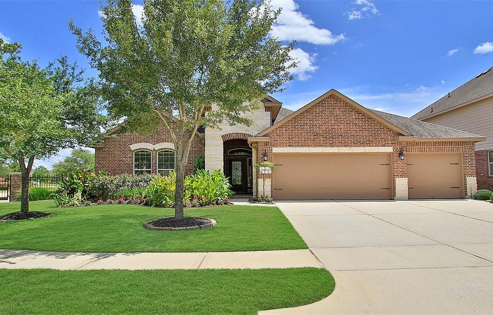 1st image of 20703 Great Pines Dr