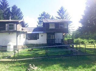 27 Shaver Pond Rd, Cropseyville, NY 12052