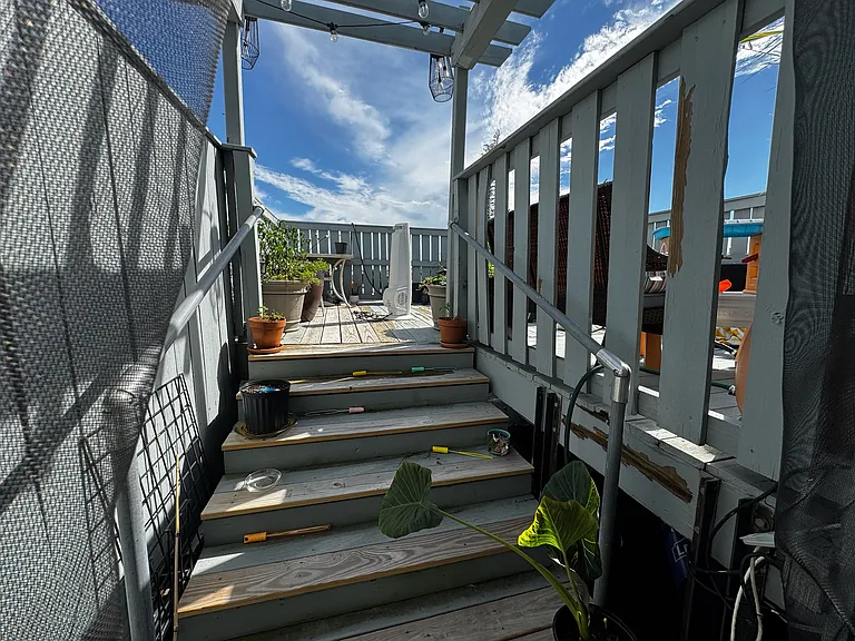 426 Tasker St — Photo 30