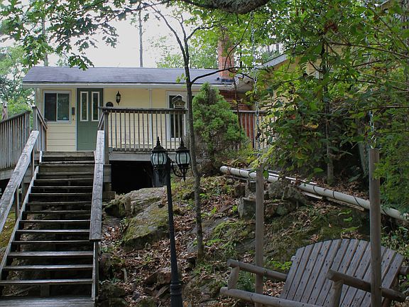 2nd image of 3559 Harbour Point Ln