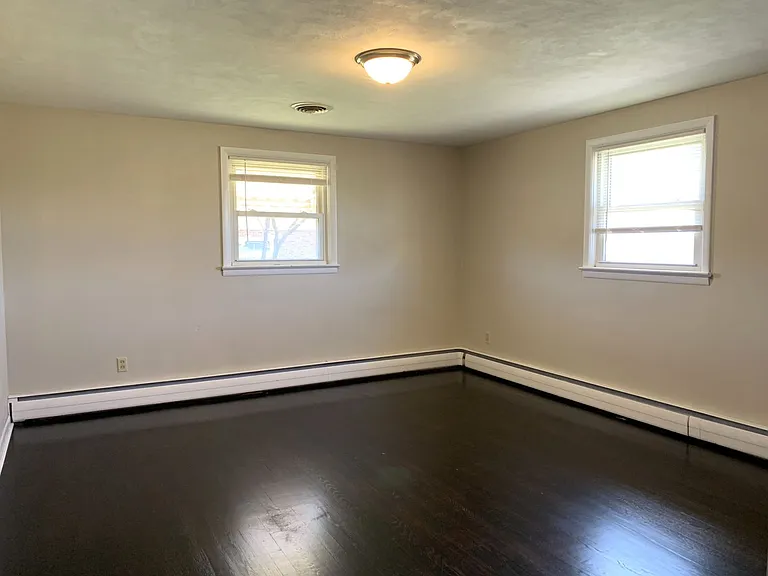 4136 Lincoln Way E — Photo 17