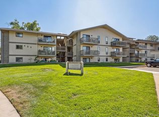 625 Manhattan Pl APT 304, Boulder, CO 80303