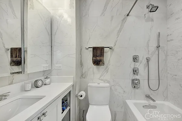 Rented by City Connections Realty | media 20