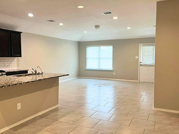 4th image of 8310 Rose Petals Ln