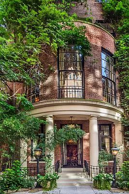 1st image of 15 E 88th St