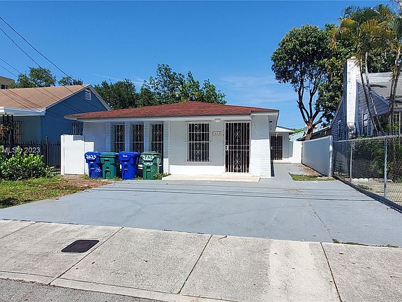 2nd image of 2623 NW 25th Ave #2623