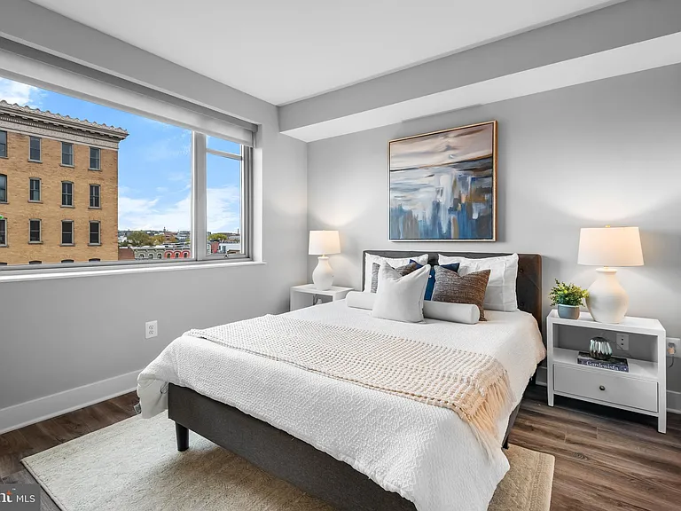 1311 13th St NW #Penthouse 602-2 — Photo 12