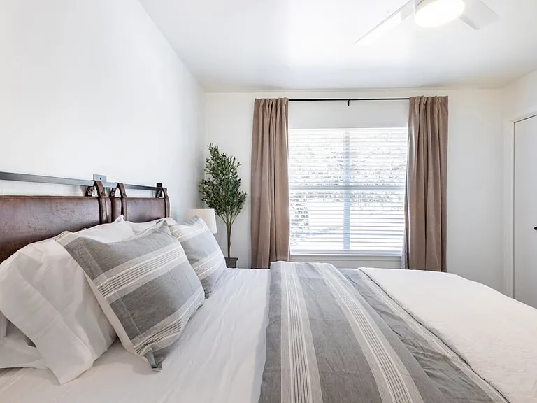 2101 Kirksey Dr — Photo 15