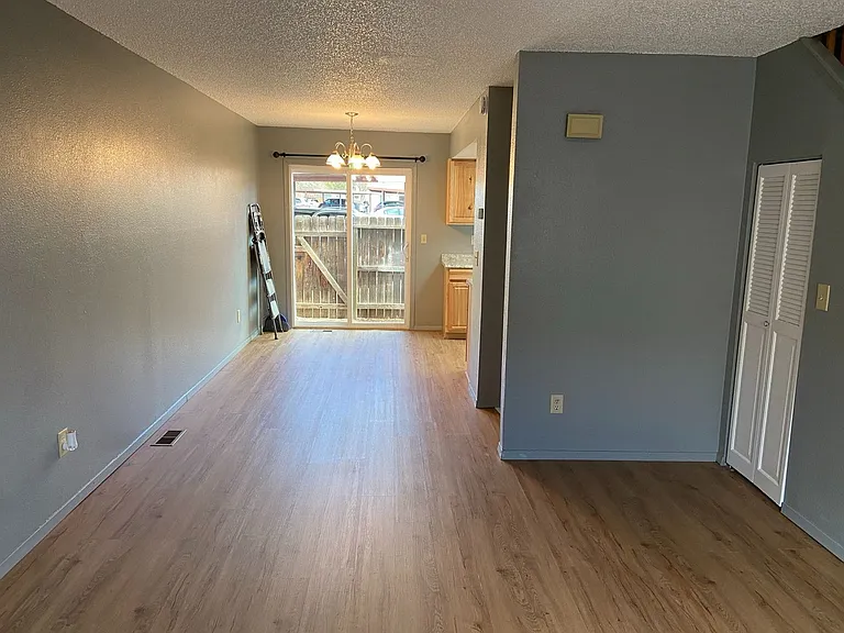 3178 Starlight Cir — Photo 6