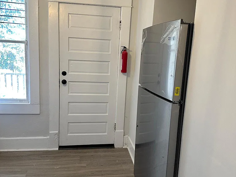251 Broad St #251 — Photo 26